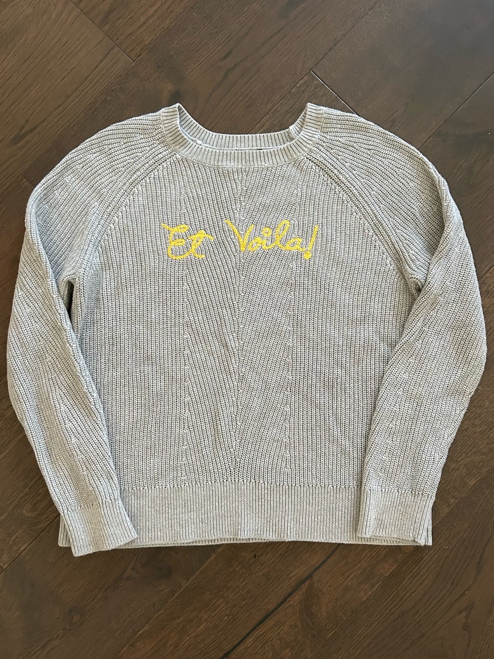 Talbots Light Gray Knit Sweater with Yellow 'Et Voilà' Embroidery Size Large